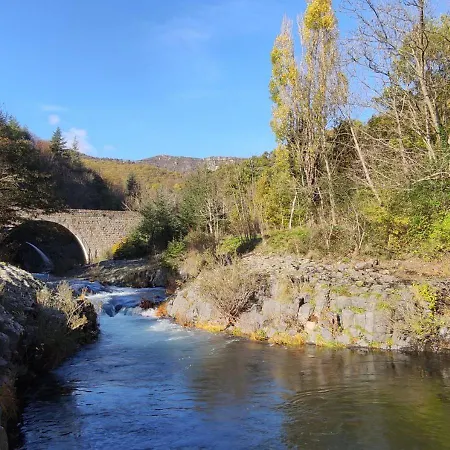 Rives De Bourges Apartamento Burzet
